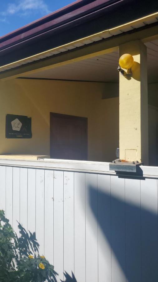 Sweet Mini Dortoir Sur Notre Terrasse Couverte Pour Vos Transits Entre Deux Vols By Kohutahia Lodge, 7 Min By Car To Airport And Town Faaa Esterno foto
